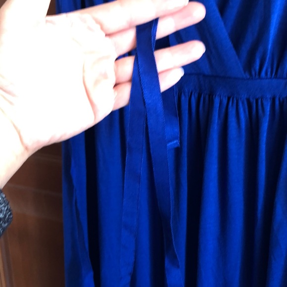 BNWT/GUC Maternity A Pea in the Pod dress bundle - Picture 5 of 16